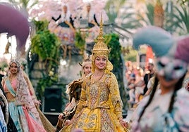 Desfile folclórico internacional 2024.