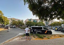 Dispositivo de seguridad en el barrio alicantino de El Pla, donde se registró el apuñalamiento.