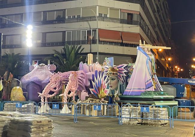 Piezas de 'Aromas' en Diputació-Renfe.