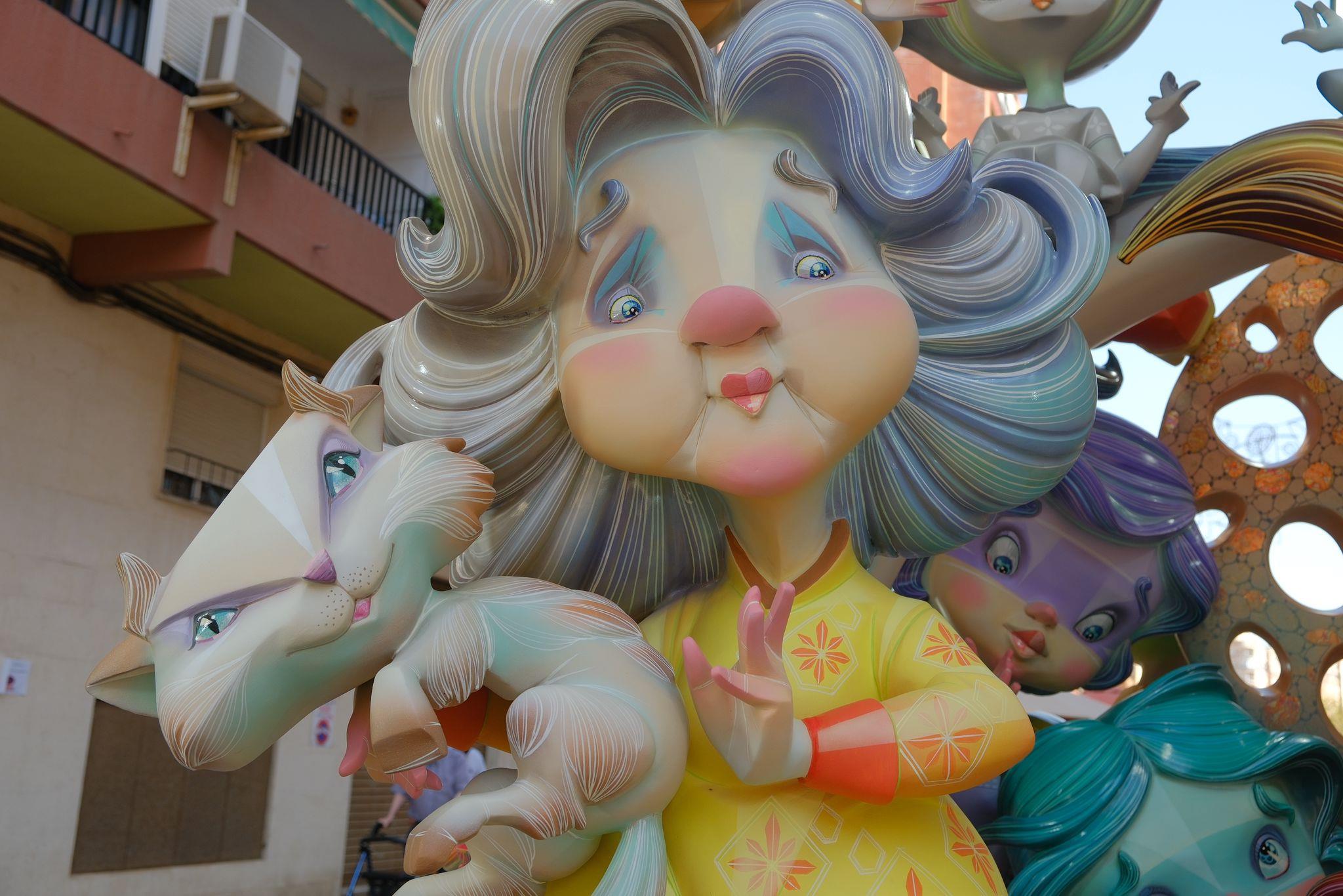 Un paseo por la mejor hoguera infantil de Alicante
