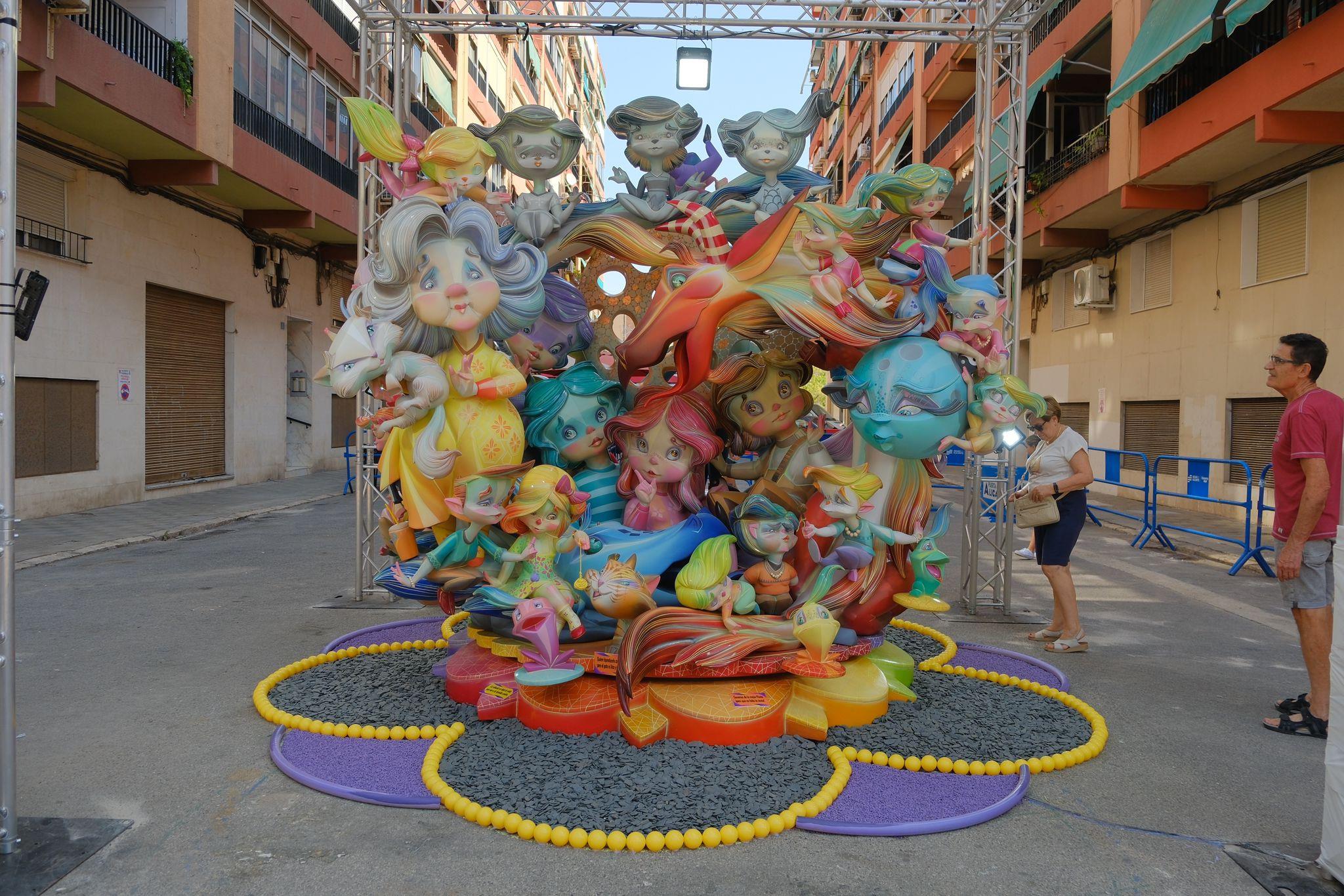 Un paseo por la mejor hoguera infantil de Alicante