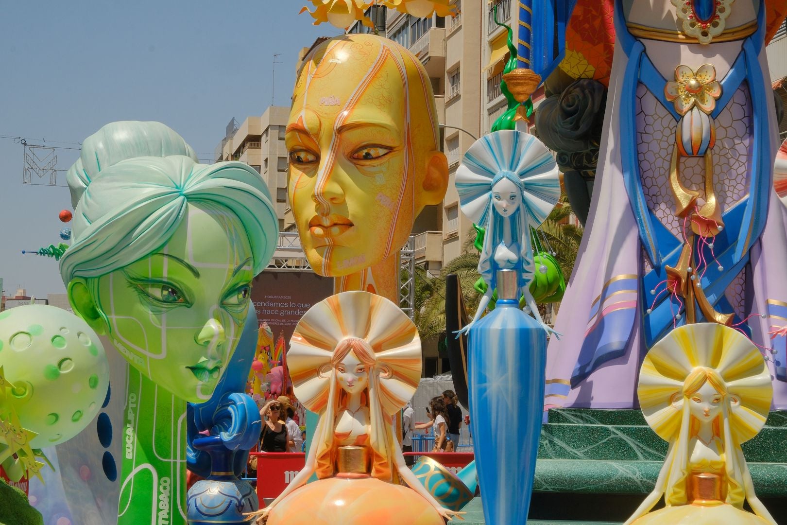 Un festín de 'Aromas' en el tercer premio de las Hogueras de Alicante