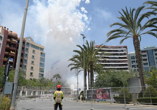 Mascletà de Mediterráneo.