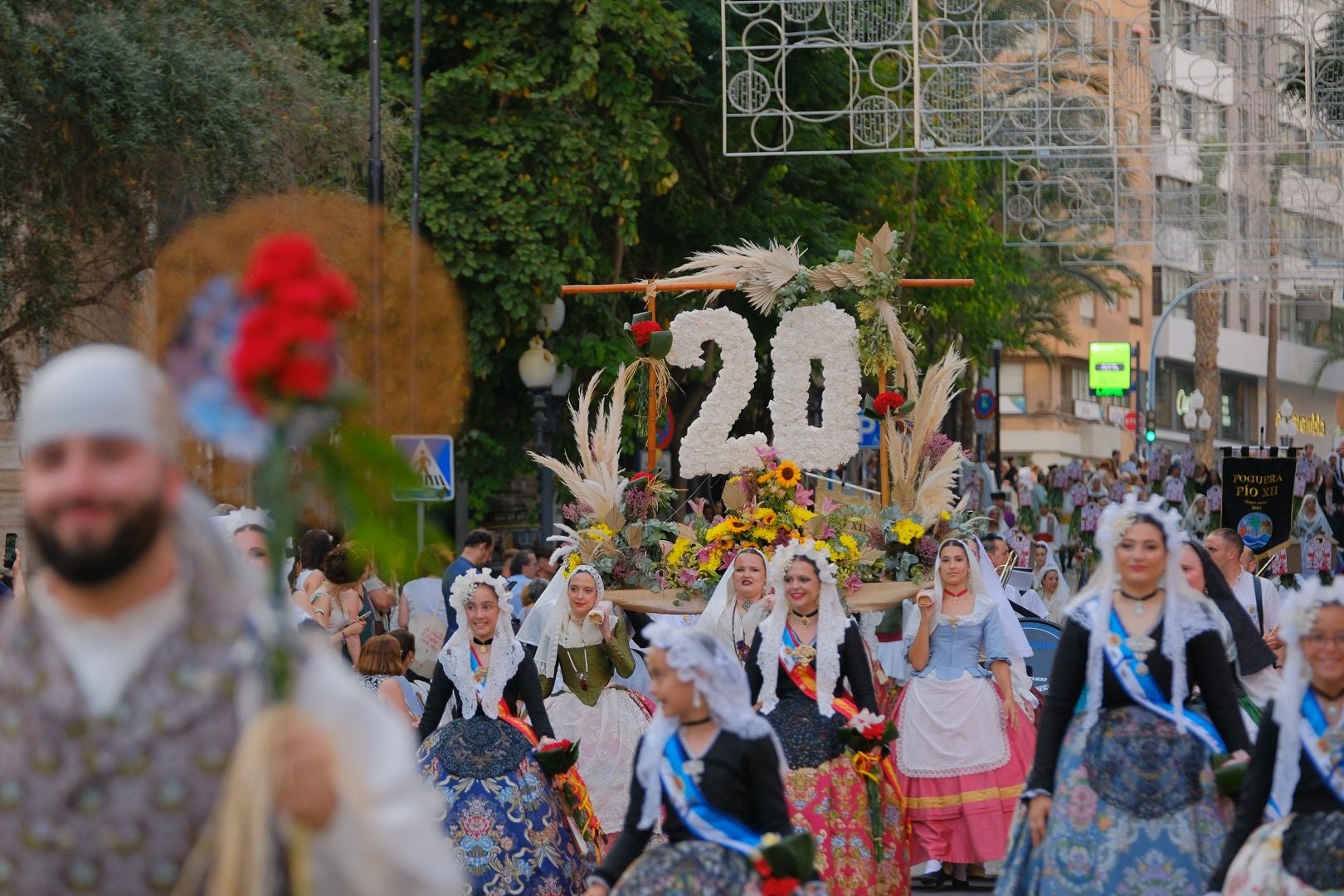 Las Hogueras cumplen con la patrona de Alicante