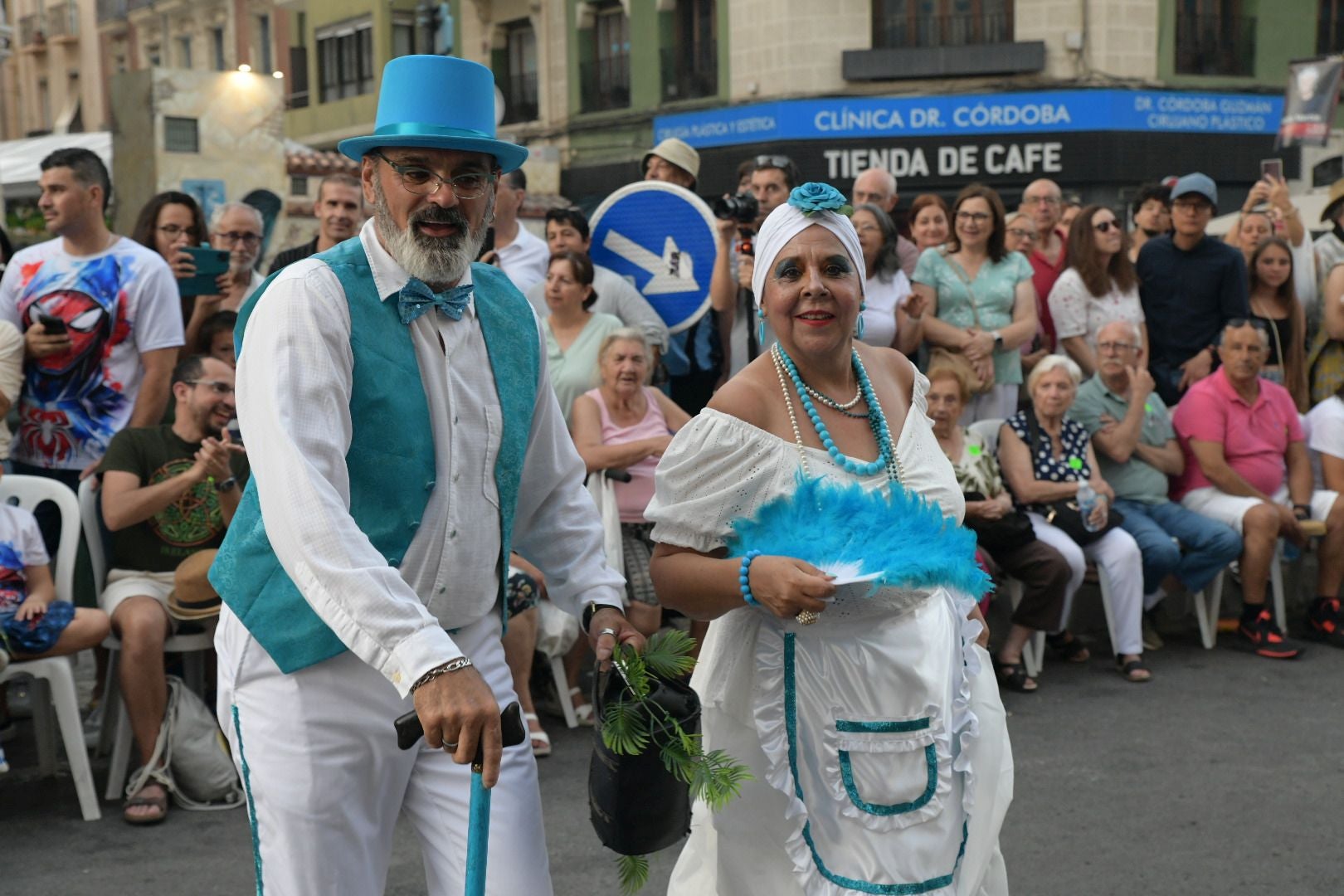 La música del mundo llega a Alicante en el desfile internacional de las Hogueras 2025