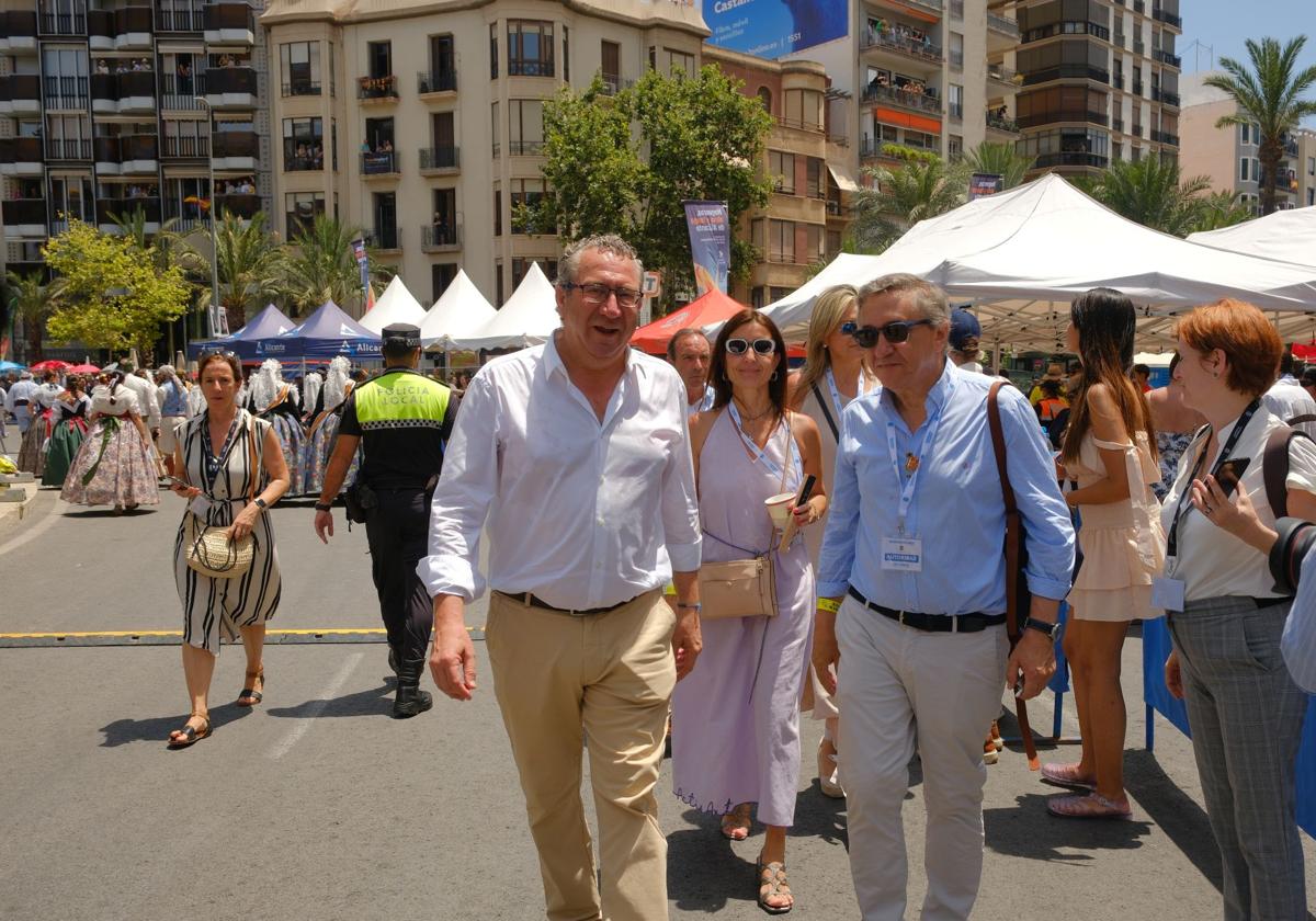 Political representatives at the mascletà on June 23.