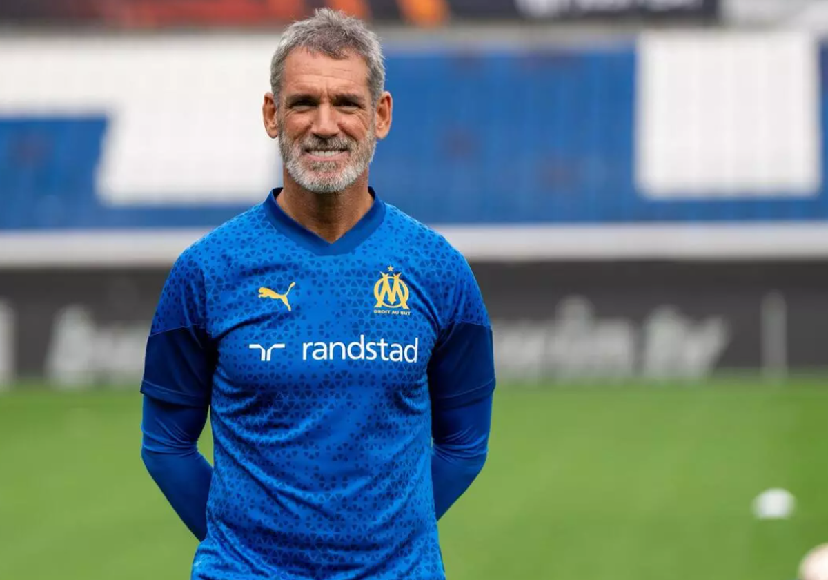 Jon Pascua, nuevo preparador de porteros del Elche.