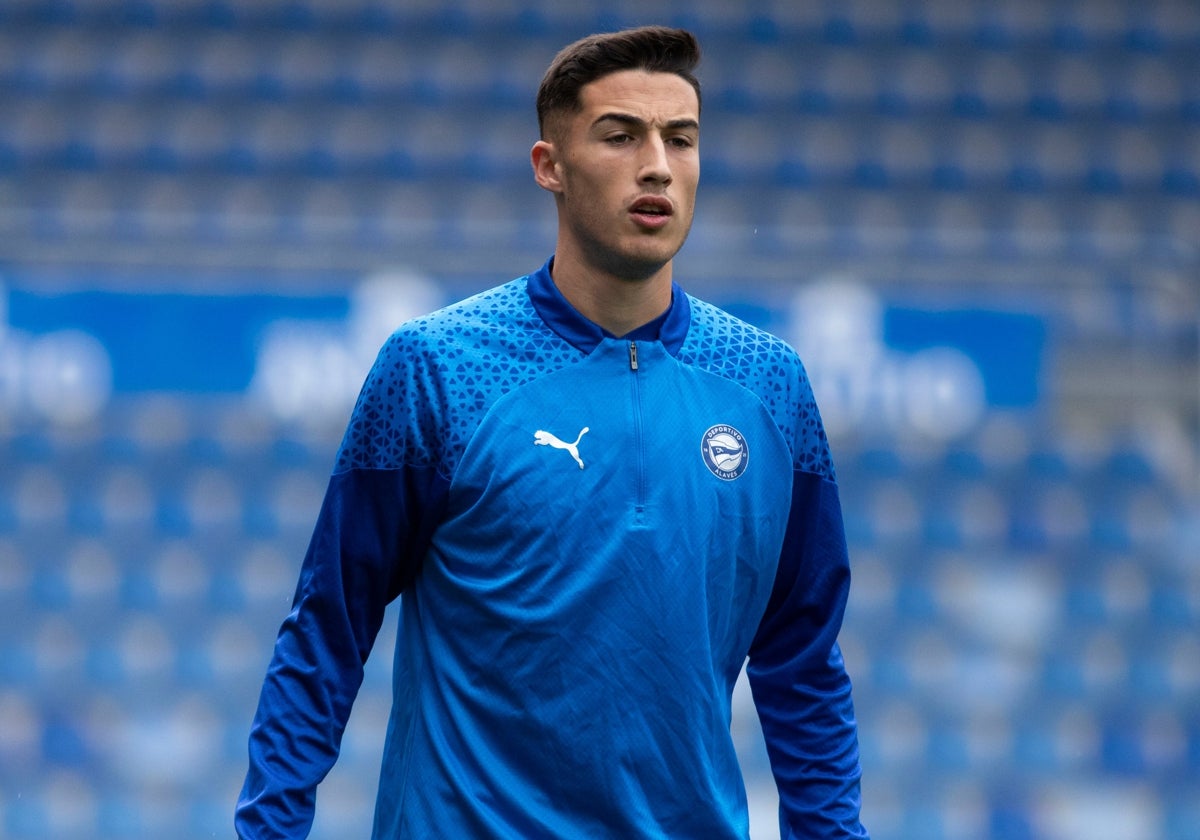 Unai Ropero, durante su etapa en el Alavés.