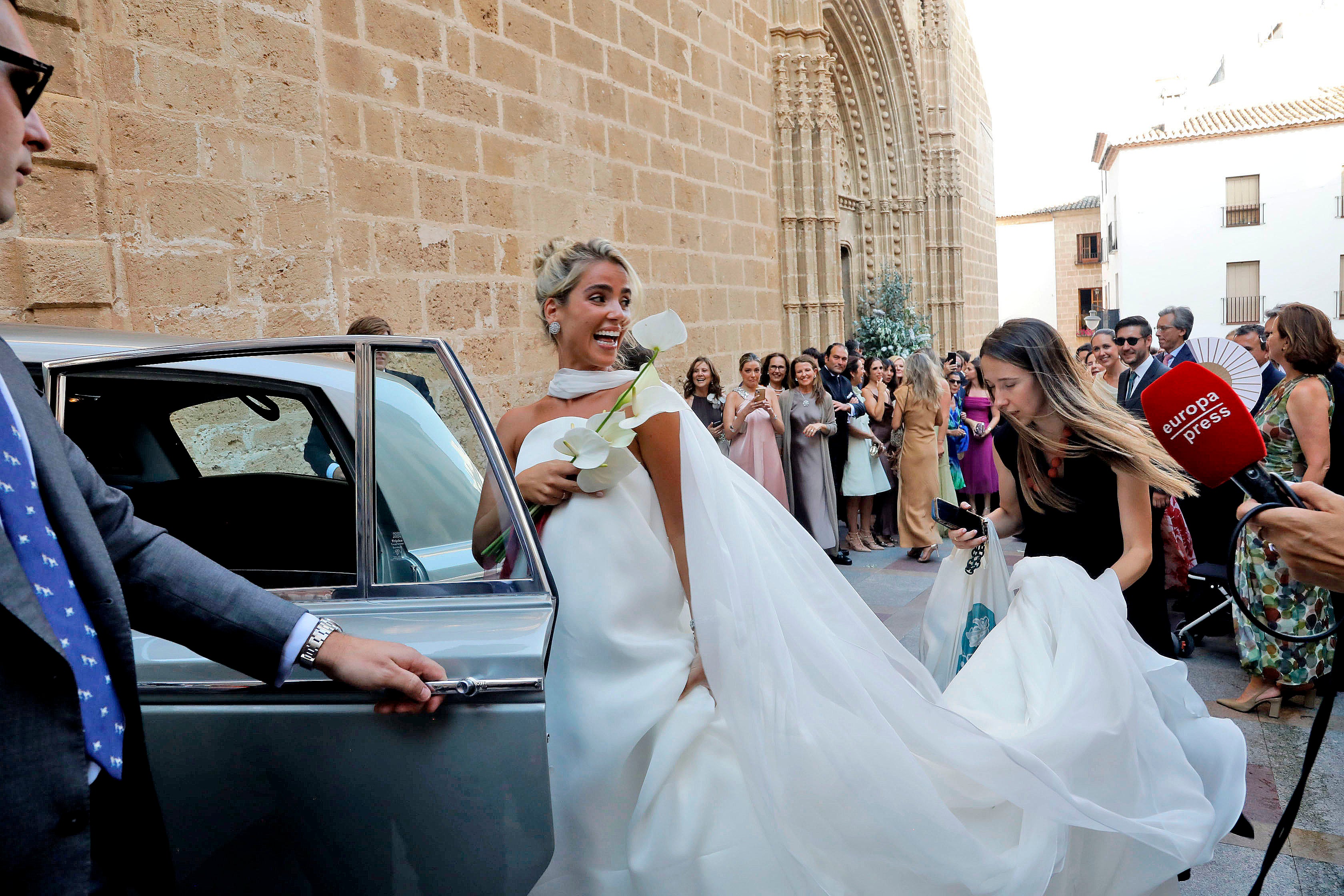Las imágenes de la boda de Paty Sánchez-Flores y Javier Millet en Xàbia