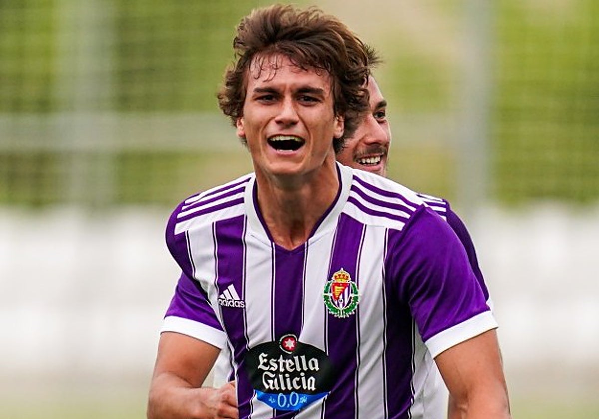 Slavy, durante su etapa en el filial del equipo vallisoletano.