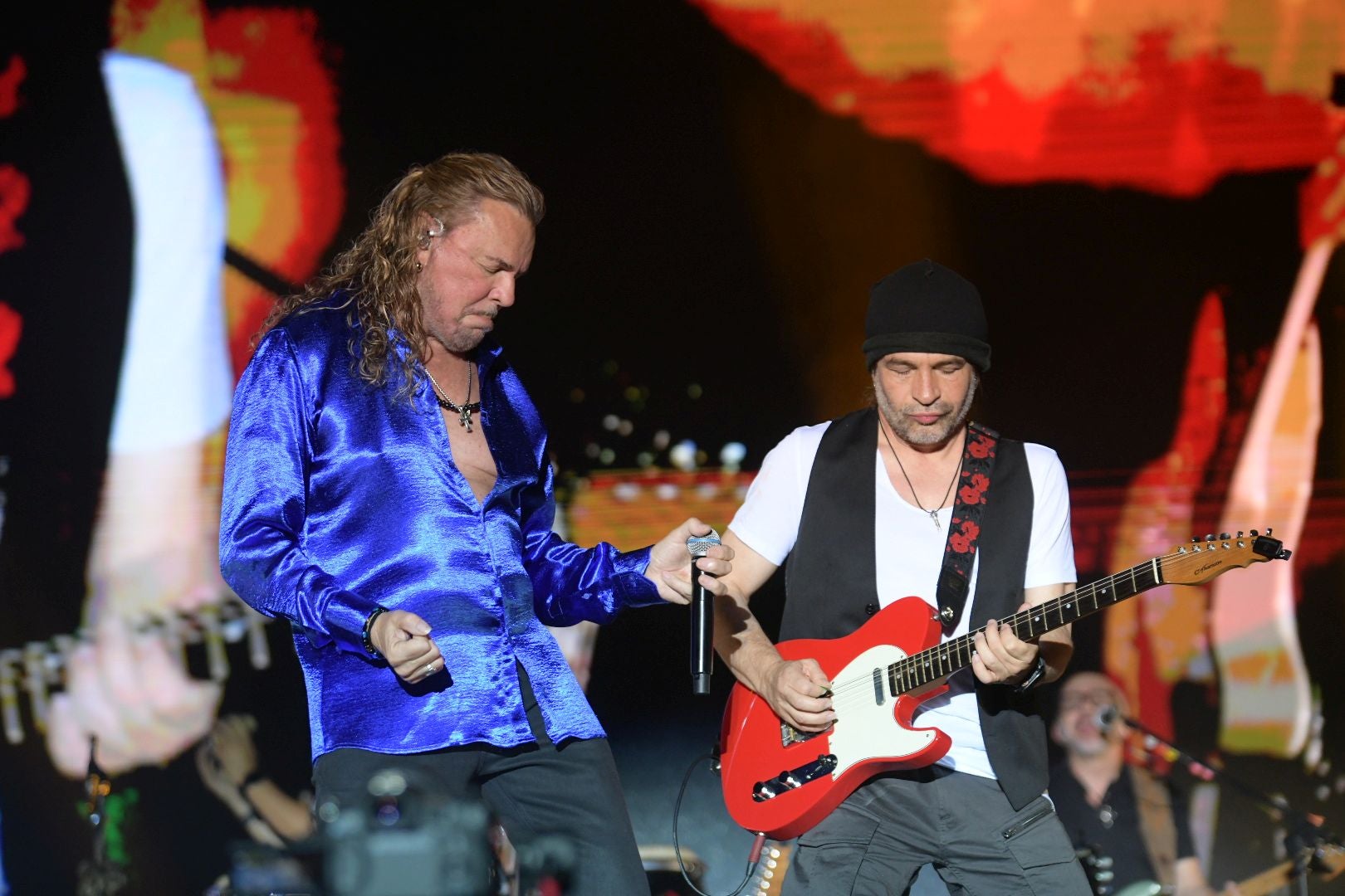 Alicante se rinde a Maná