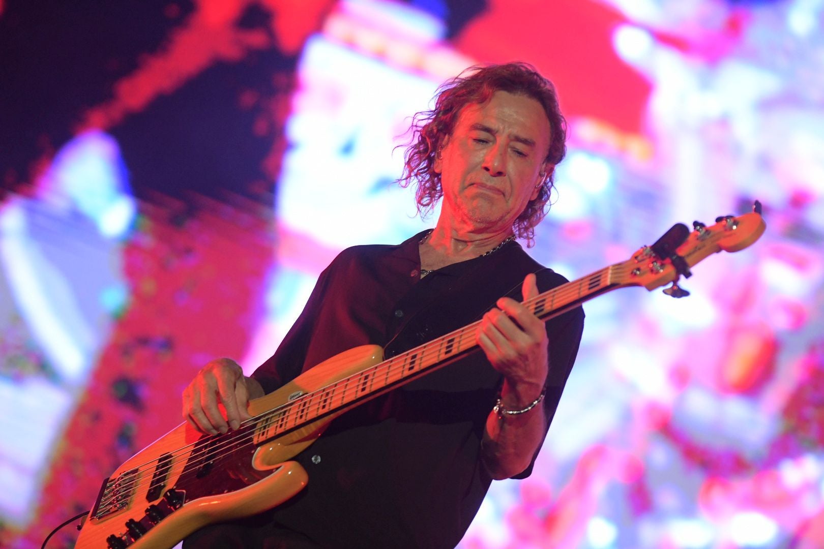 Alicante se rinde a Maná