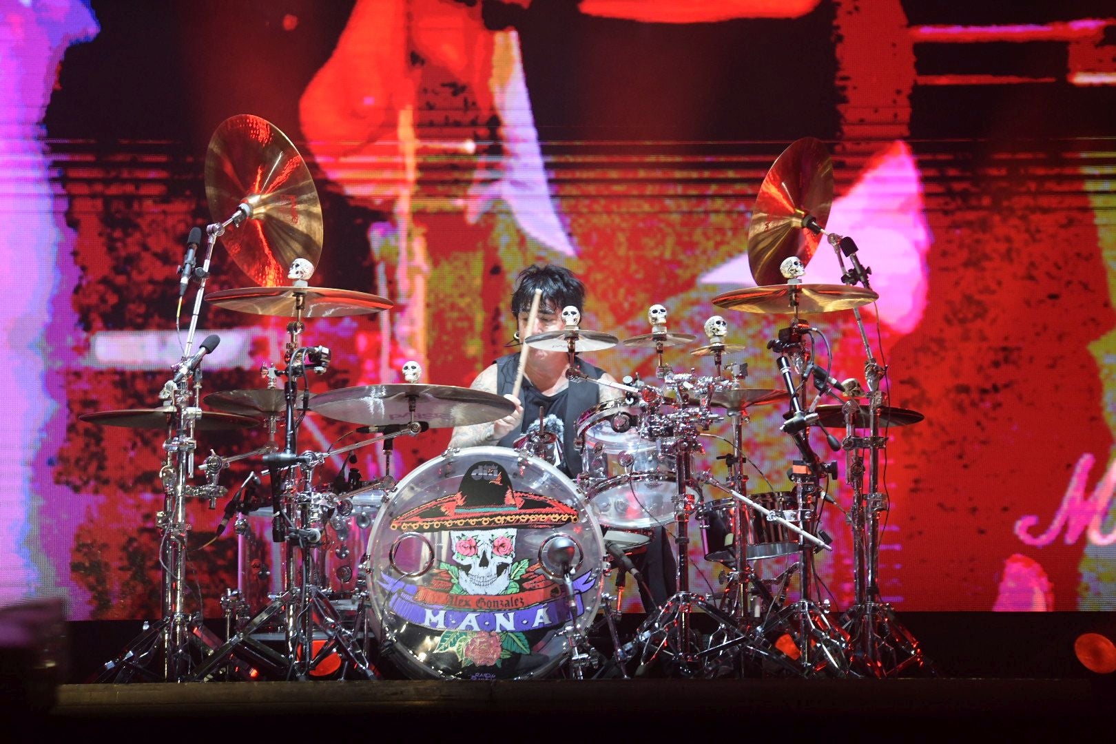 Alicante se rinde a Maná