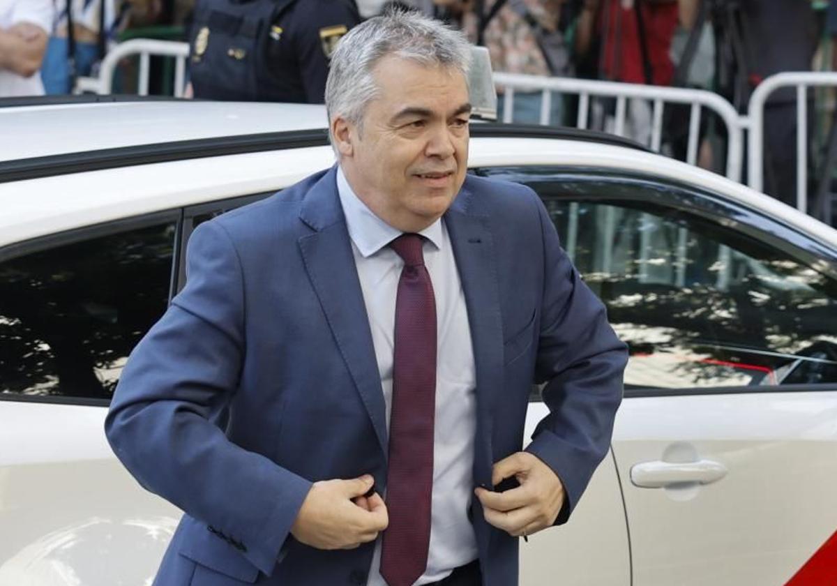 El ex secretario de organización del PSOE Santos Cerdán a su llegada al Tribunal Supremo.
