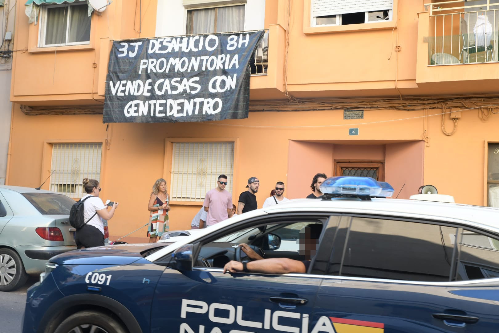 El desahucio de Olga en el barrio de Carolinas de Alicante
