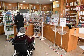 Establecimiento farmacéutico en la ciudad de Alicante.