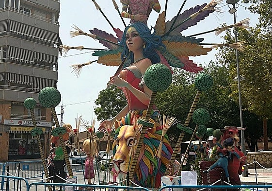 Primer premio de las Hogueras de San Vicente 2024.