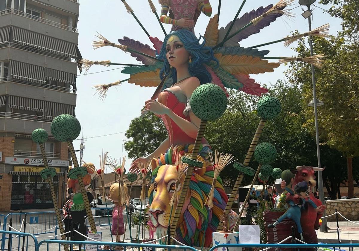 Primer premio de las Hogueras de San Vicente 2024.