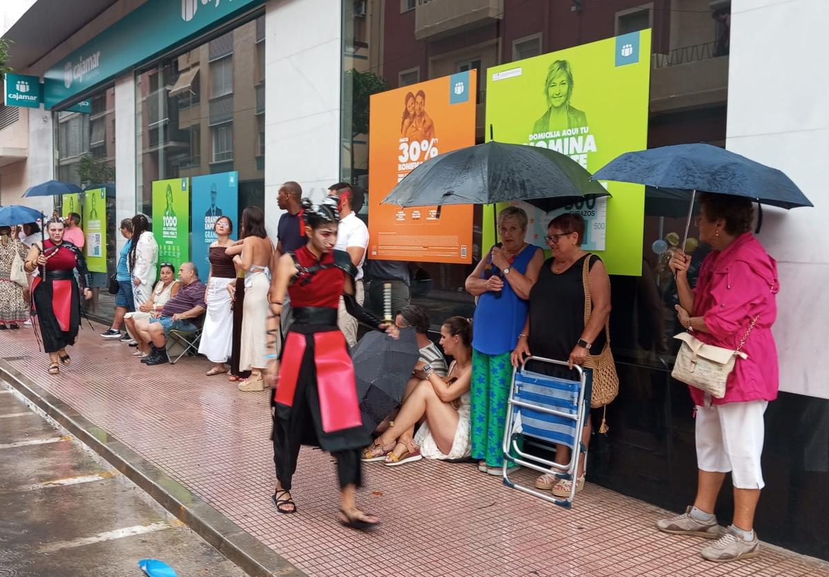 Images from last Saturday's failed parade in Denia.