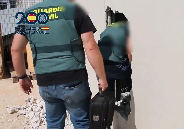 Imágenes de la operación que ha desactivado el grupo de butroneros.