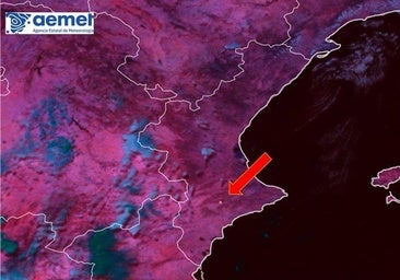 Así se ve el fuego en la montaña alicantina desde el espacio