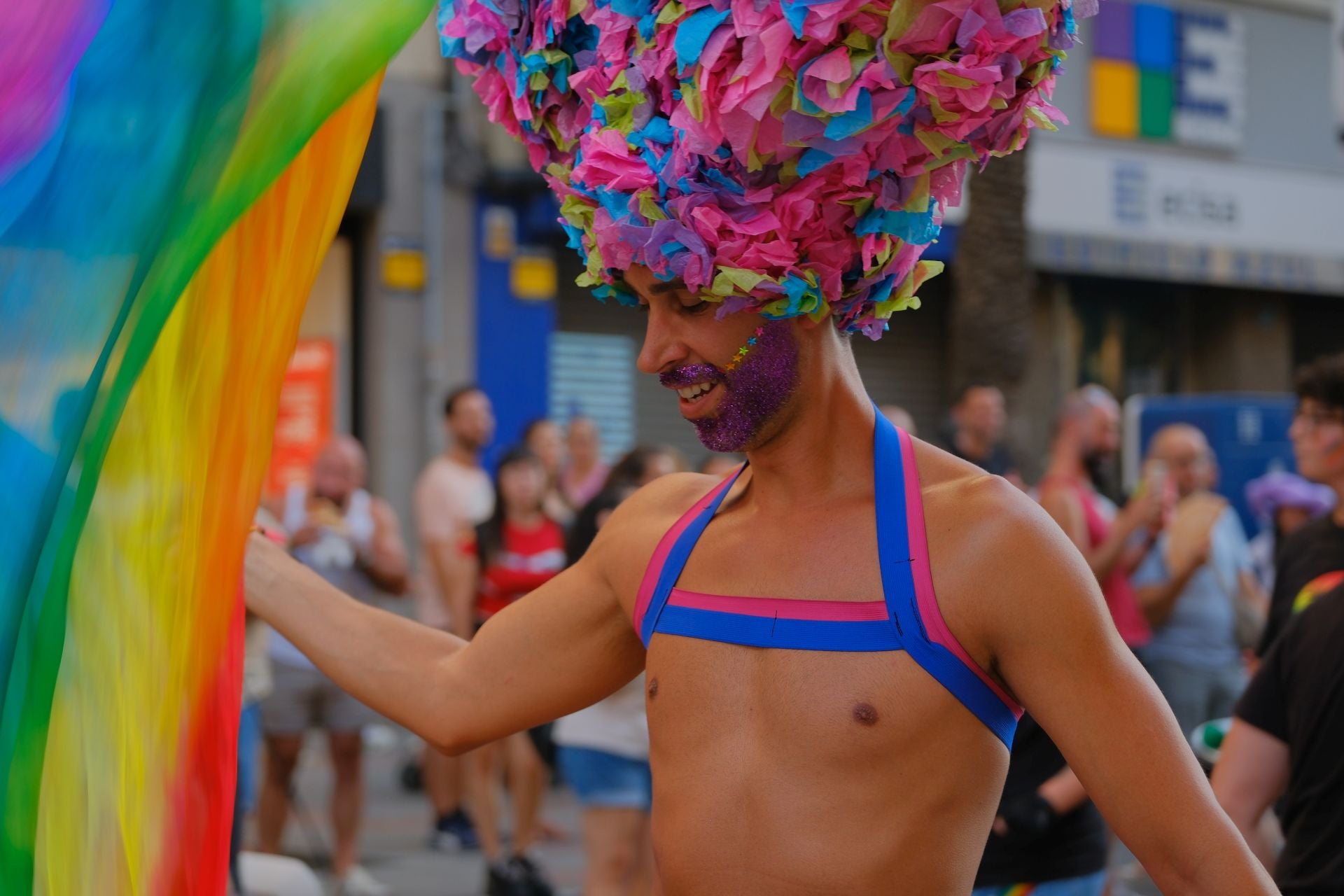 Alicante celebra el Orgullo entre fiesta y reivindicación