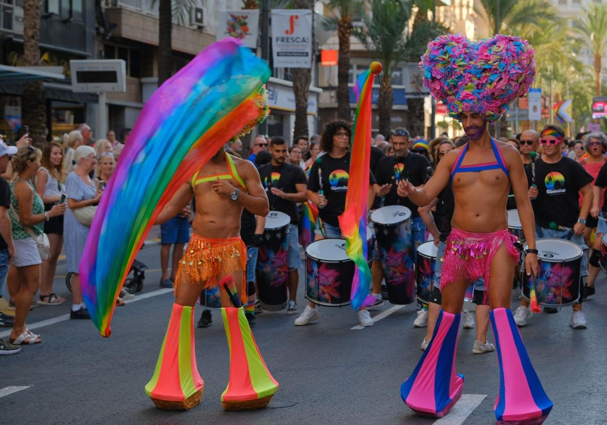 Alicante celebra el Orgullo entre fiesta y reivindicación