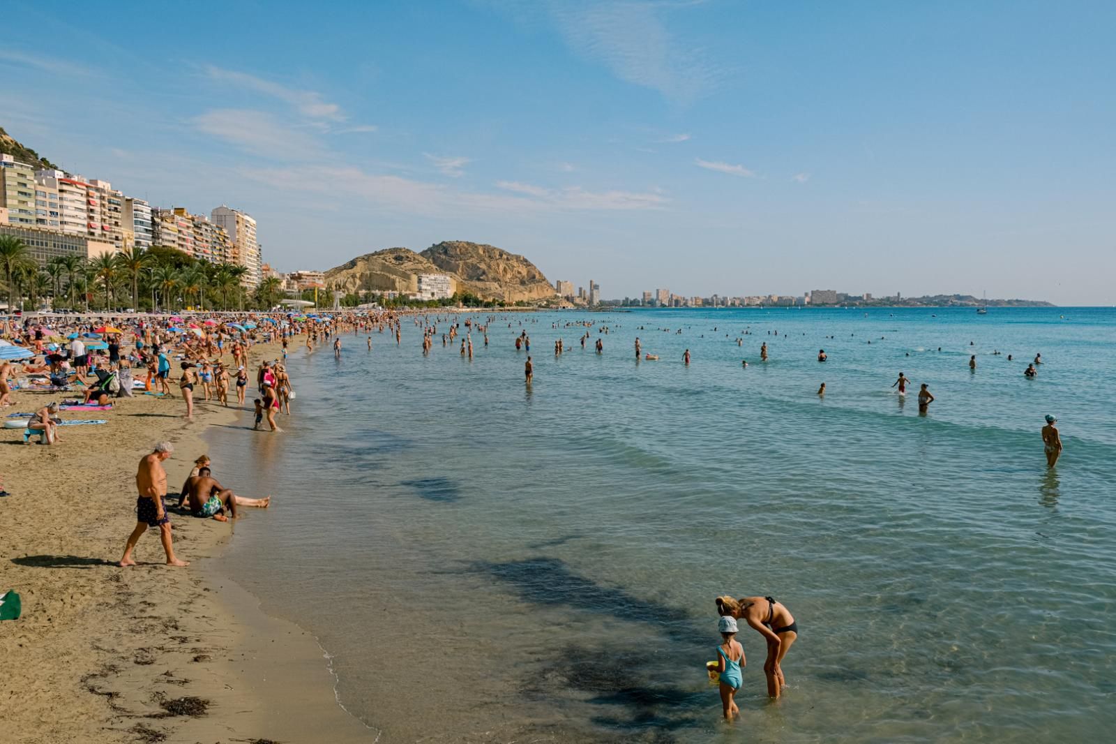 Playa del Postiguet, en Alicante, en imagen de arhcivo.