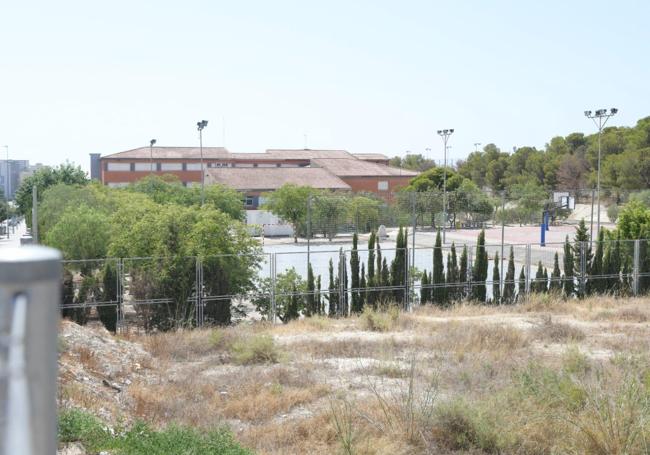 Patio del IES San Blas de Alicante.