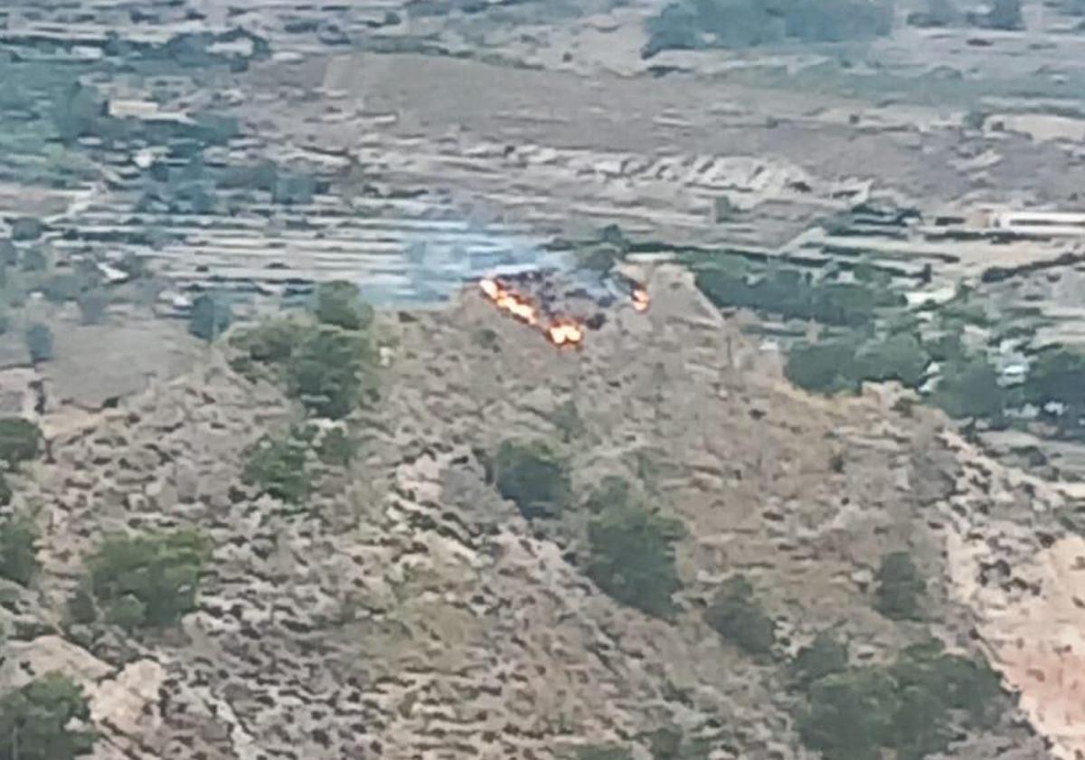 Incendio de vegetación en Xixona.