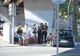 Vehículo estrellado contra un muro del 'scalextric' de Alicante.