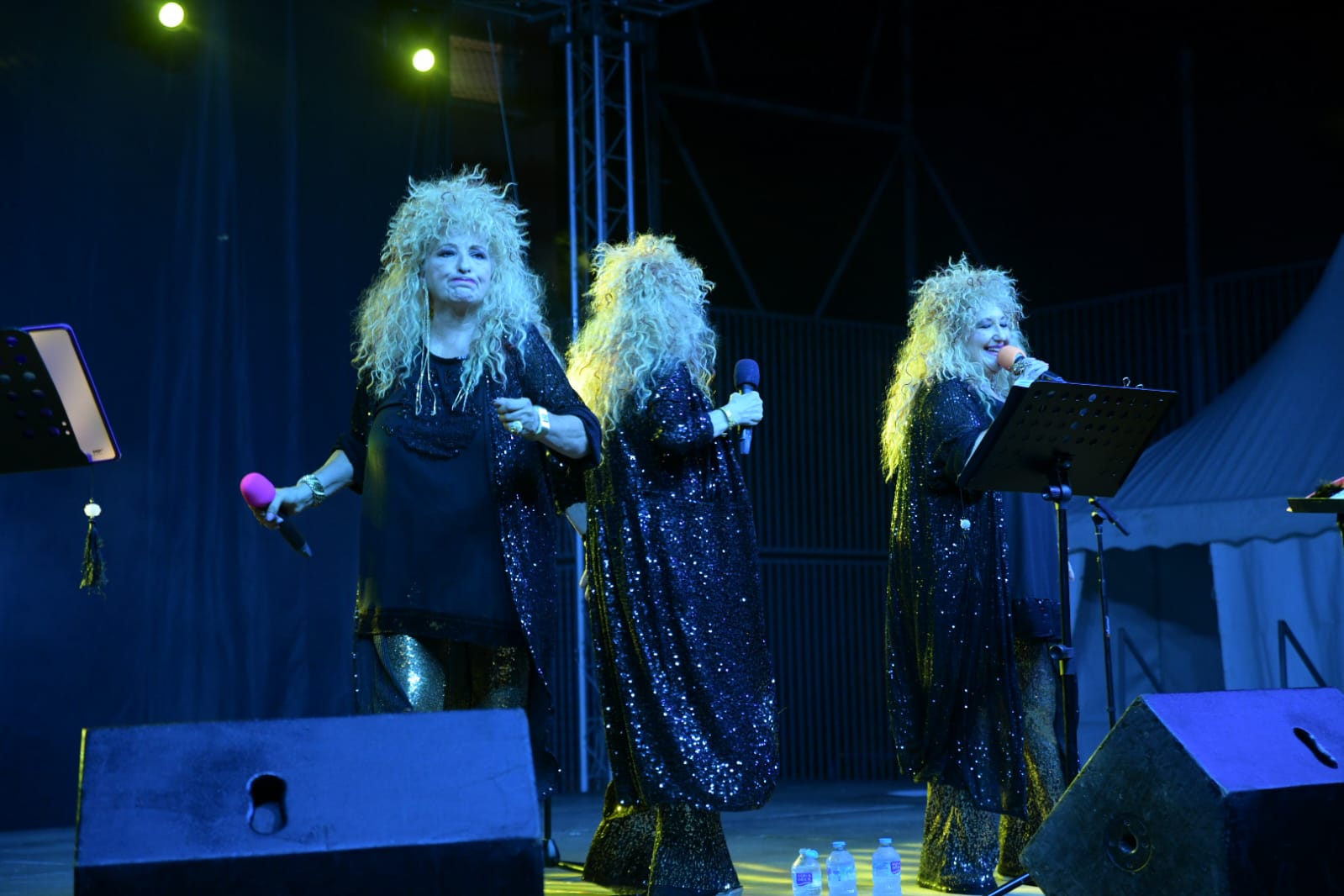Las Supremas de Móstoles hacen bailar a los vecinos de San Gabriel al ritmo de clásicos