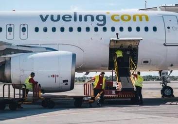 Imagen principal - Alicante-Elche Airport resumes year-round flights with a northern Spanish capital