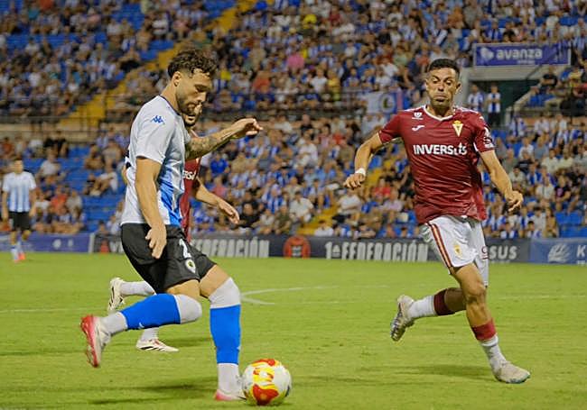 Momento del partido entre el Hércules CF - Real Murcia.