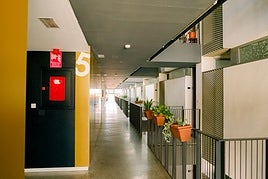 Interior del edificio de Plaza América.