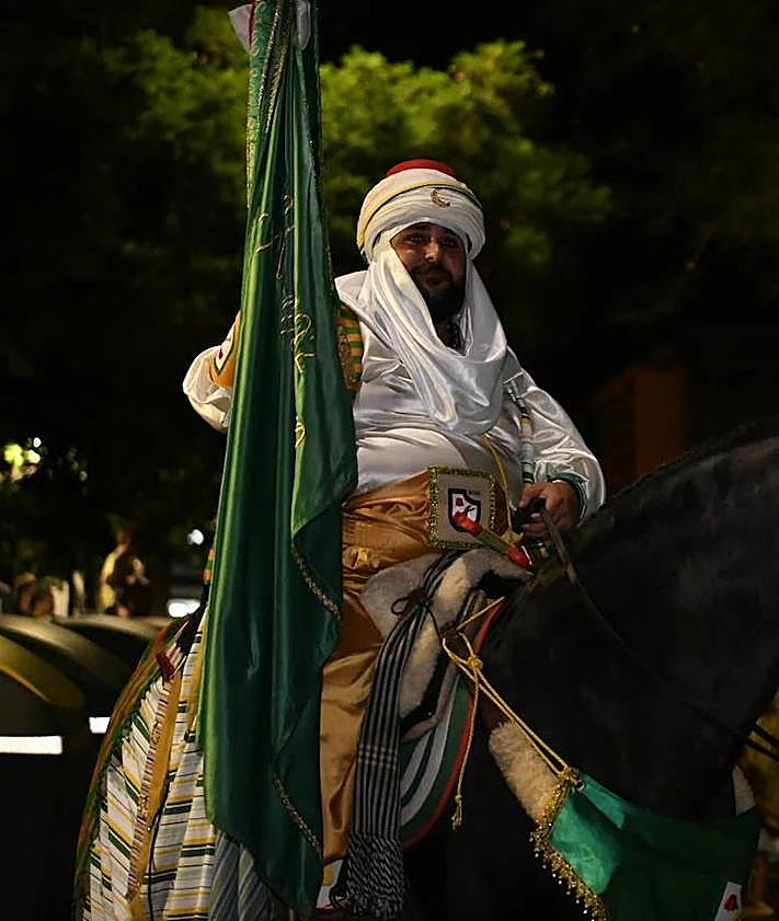 Imagen secundaria 2 - Moros y Cristianos de Altozano. 