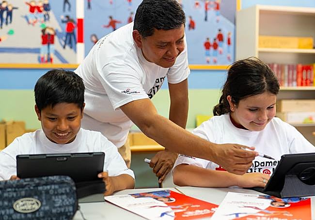 El objetivo es formar en el uso seguro y responsable de la tecnología