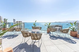 Terraza del hotel en Benidorm