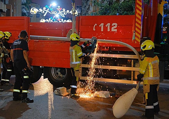 Actuación de los bomberos.
