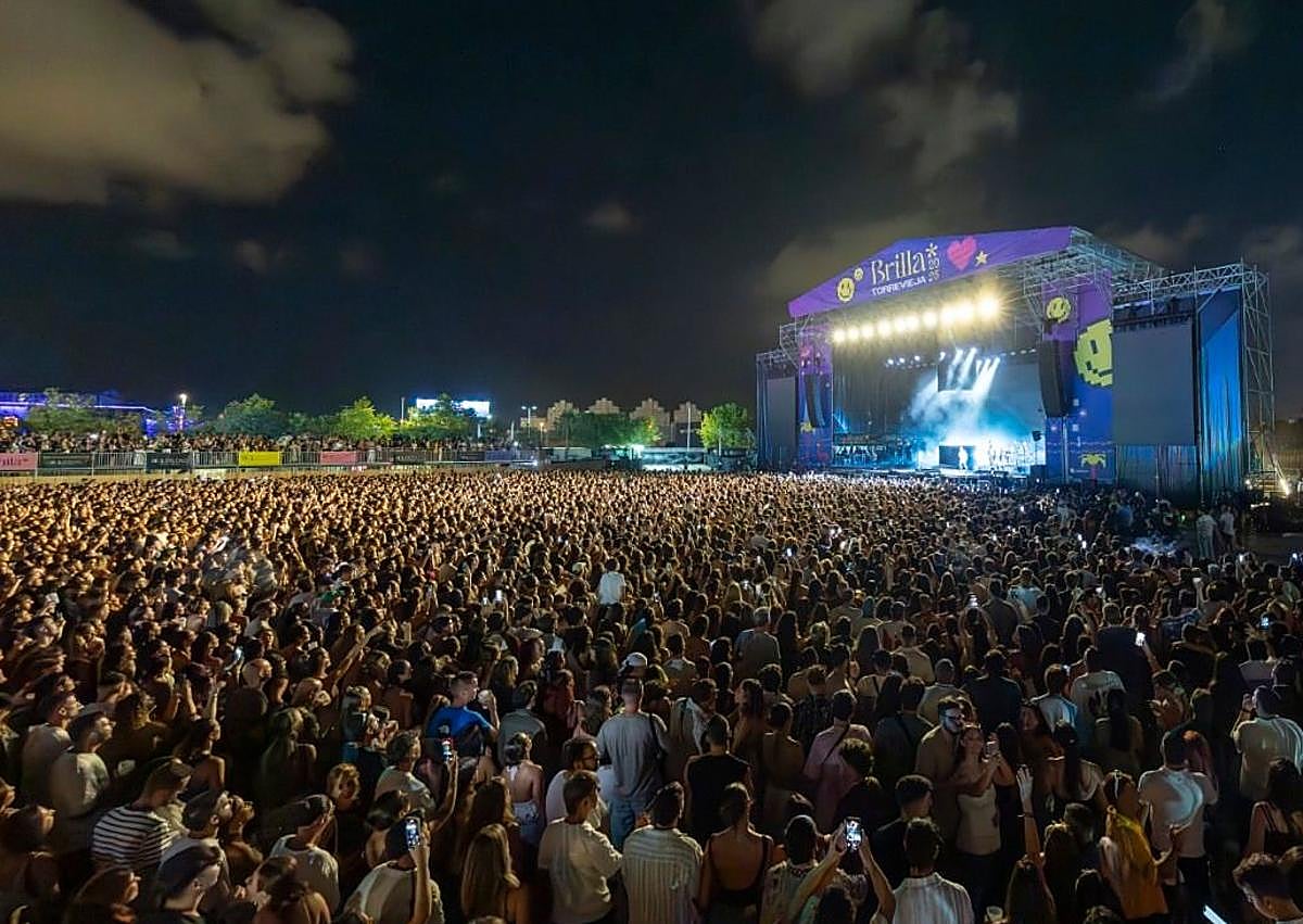 Imagen secundaria 1 - Con un balance que supera los 30.000 asistentes, Brilla Torrevieja 2025 ha confirmado su condición de festival de referencia en el panorama nacional.