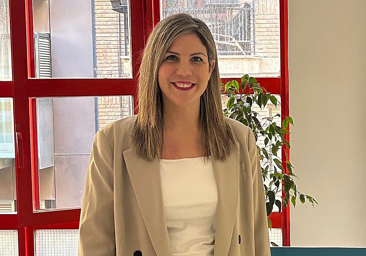 La portavoz socialista, Esther Donate.