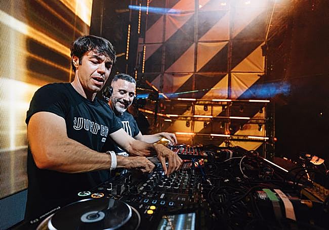 Jumper Brothers en Nostalgia Milenial.