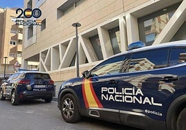 Coches de la Policía Nacional.