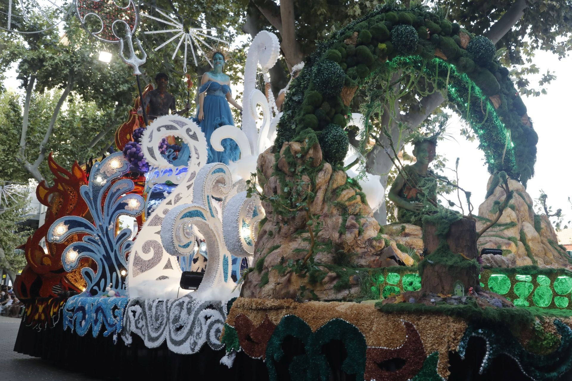 El desfile de carrozas de Dénia, en imágenes