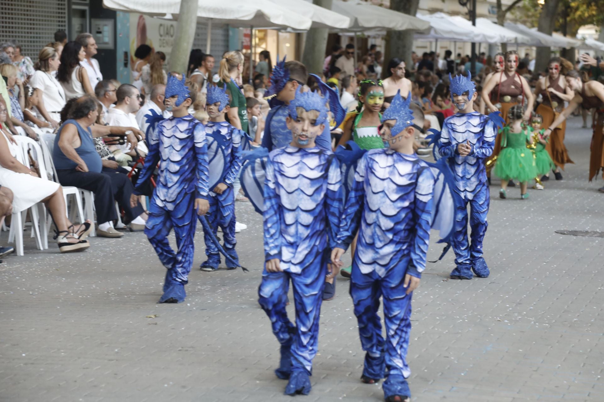 El desfile de carrozas de Dénia, en imágenes