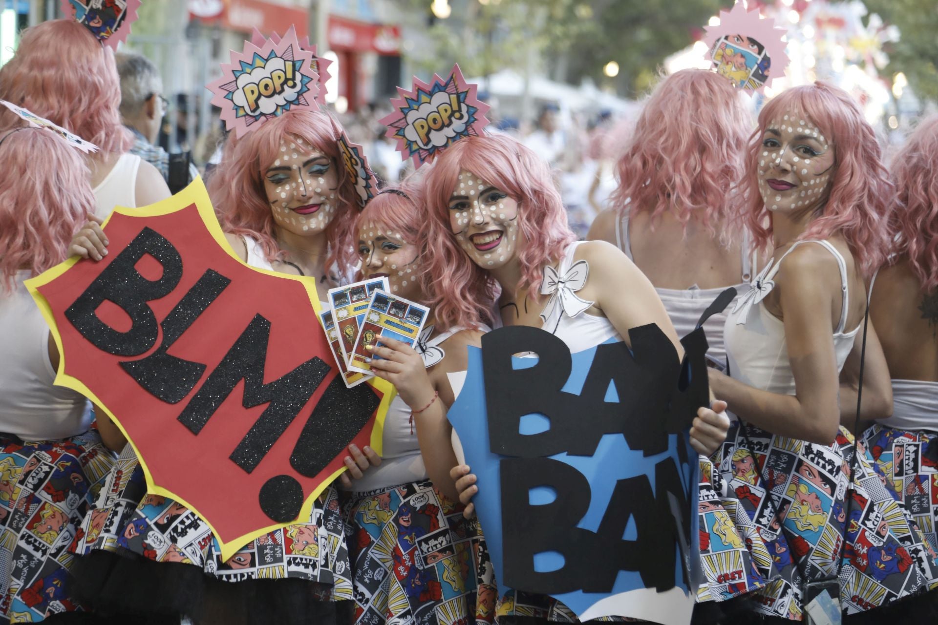 El desfile de carrozas de Dénia, en imágenes