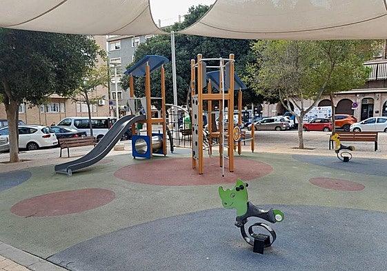 Parque infantil en San Vicente.