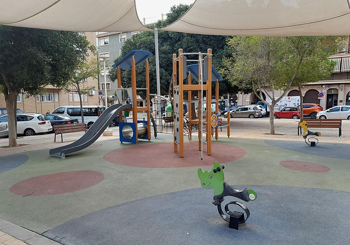 Parque infantil en San Vicente.