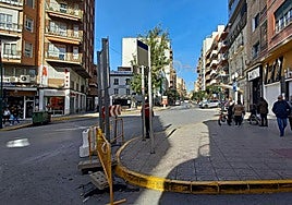 Cortes en la Avenida de la Constitución en Villena.