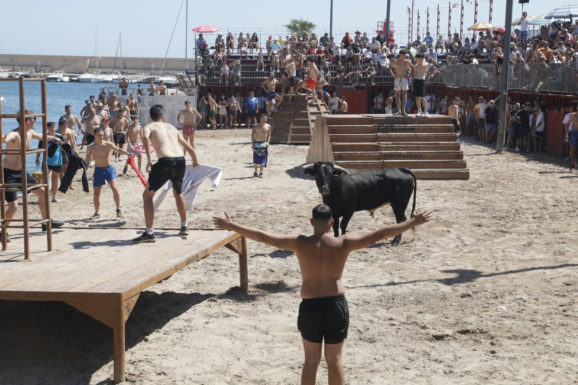 Xàbia celebra els bous a la mar